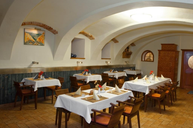 Restaurace U Černého čápa – gastronomie, foto Penzion U Černého čápa